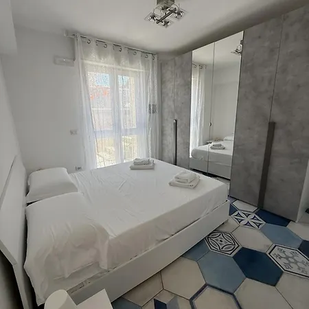 House Ponente Апартаменты